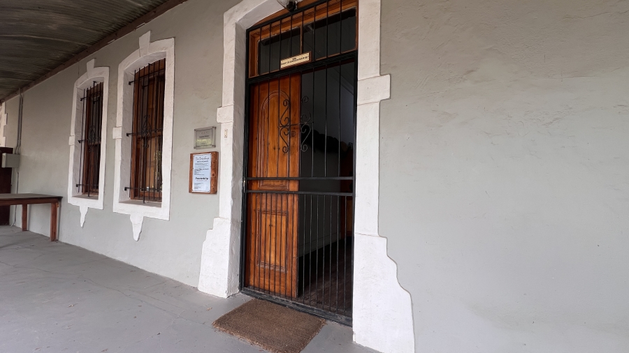4 Bedroom Property for Sale in Redelinghuys Western Cape